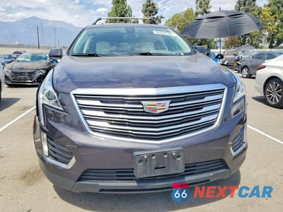 Piąte zdjęcie samochodu w środku: 2018 CADILLAC XT5 LUXURY VIN:1GYKNCRS4JZ190084 - miniatura