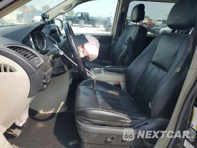 Zdjęcie 7 z 13 samochodu: 2014 CHRYSLER TOWN & COUNTRY TOURING VIN:2C4RC1BGXER439931 - miniatura