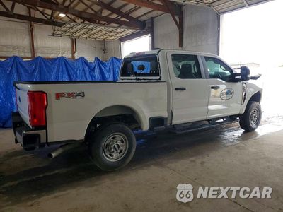 Trzecie zdjęcie samochodu z tyłu: 2026 FORD F250 SUPER DUTY VIN:1FT7W2BA7TEC56688 - miniatura