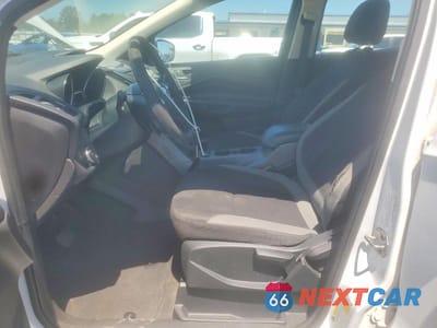 Zdjęcie 7 z 13 samochodu: 2014 FORD ESCAPE S VIN:1FMCU0F70EUC76728 - miniatura