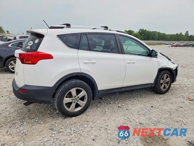 Trzecie zdjęcie samochodu z tyłu: 2015 TOYOTA RAV4 XLE VIN:2T3RFREV4FW403790 - miniatura