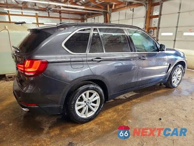 Trzecie zdjęcie samochodu z tyłu: 2015 BMW X5 XDRIVE35I VIN:5UXKR0C56F0P06984 - miniatura