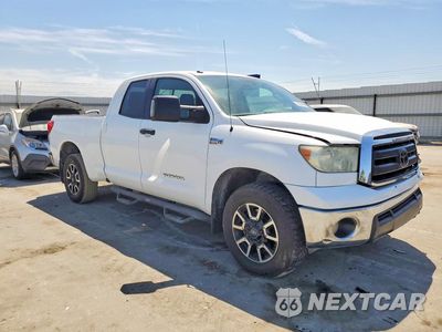 Czwarte zdjęcie samochodu z boku: 2012 TOYOTA TUNDRA DOUBLE CAB SR5 VIN:5TFUY5F12CX255509 - miniatura