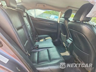 Zdjęcie 10 z 13 samochodu: 2013 LEXUS ES 350 VIN:JTHBK1GG4D2017646 - miniatura