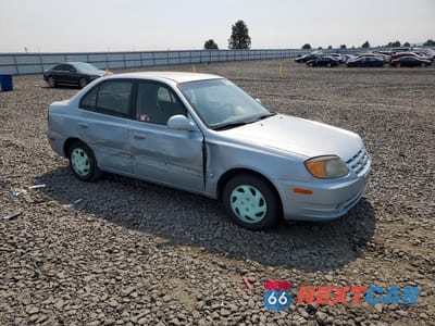 Czwarte zdjęcie samochodu z boku: 2005 HYUNDAI ACCENT GLS VIN:KMHCG45C75U615580 - miniatura