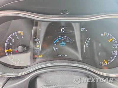 Zdjęcie 9 z 13 samochodu: 2018 JEEP GRAND CHEROKEE LAREDO VIN:1C4RJEAG1JC412361 - miniatura