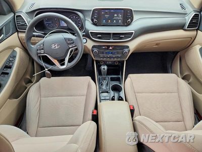 Zdjęcie 8 z 13 samochodu: 2020 HYUNDAI TUCSON SEL VIN:KM8J33AL0LU189571 - miniatura