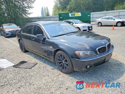 Czwarte zdjęcie samochodu z boku: 2007 BMW 750 VIN:WBAHN83597DT66565 - miniatura