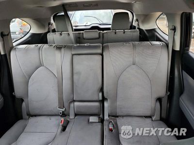 Zdjęcie 10 z 13 samochodu: 2020 TOYOTA HIGHLANDER L VIN:5TDCZRBH1LS037005 - miniatura