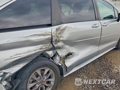 Zdjęcie 11 z 13 samochodu: 2021 TOYOTA SIENNA XLE VIN:5TDJSKFC5MS007847 - miniatura