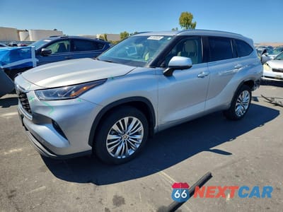 2024 TOYOTA HIGHLANDER HYBRID PLATINUM 5TDEBRCH7RS606296 - główne zdjęcie licytacji z USA - miniatura