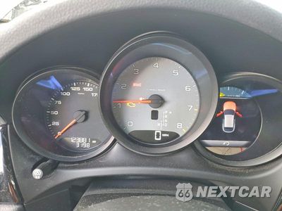 Zdjęcie 9 z 13 samochodu: 2015 PORSCHE MACAN S VIN:WP1AB2A58FLB73999 - miniatura