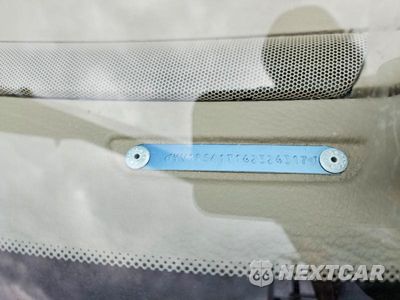 Zdjęcie 12 z 12 samochodu: 2004 VOLVO S60 VIN:YV1RS61T142324317 - miniatura