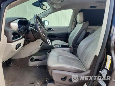 Zdjęcie 7 z 13 samochodu: 2017 CHRYSLER PACIFICA TOURING L PLUS VIN:2C4RC1EG2HR684027 - miniatura