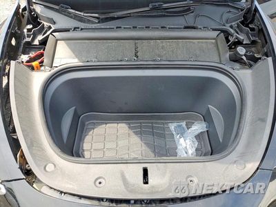 Zdjęcie 11 z 12 samochodu: 2025 TESLA MODEL Y VIN:7SAYGDEE2SF291800 - miniatura