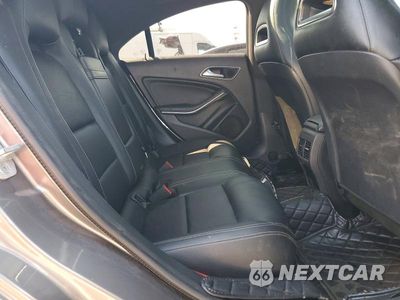 Zdjęcie 10 z 12 samochodu: 2016 MERCEDES-BENZ CLA 250 4MATIC VIN:WDDSJ4GB1GN355864 - miniatura