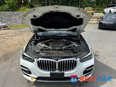 Zdjęcie 9 z 10 samochodu: 2022 BMW X5 XDRIVE45E VIN:5UXTA6C07N9M90821 - miniatura