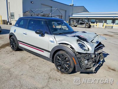 Czwarte zdjęcie samochodu z boku: 2016 MINI COOPER S VIN:WMWXP7C50G2A42564 - miniatura
