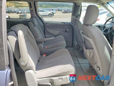 Zdjęcie 10 z 12 samochodu: 2007 CHRYSLER TOWN & COUNTRY LX VIN:2A4GP44RX7R352569 - miniatura