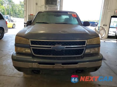 Piąte zdjęcie samochodu w środku: 2006 CHEVROLET SILVERADO K1500 VIN:2GCEK13T561189687 - miniatura