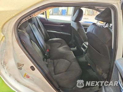 Zdjęcie 10 z 12 samochodu: 2019 TOYOTA CAMRY LE VIN:4T1B11HK4KU775426 - miniatura