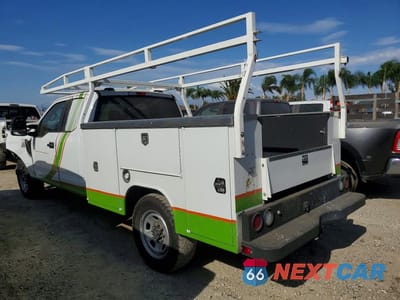 Drugie zdjęcie samochodu z przodu: 2022 FORD F350 SUPER DUTY VIN:1FD8X3A6XNED47232 - miniatura