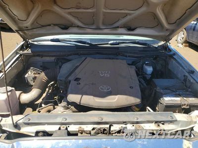 Zdjęcie 11 z 12 samochodu: 2005 TOYOTA TACOMA DOUBLE CAB VIN:5TELU42NX5Z018305 - miniatura