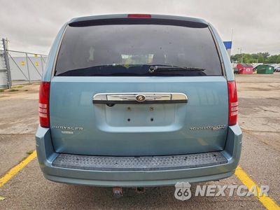 Zdjęcie 6 z 13 samochodu: 2010 CHRYSLER TOWN & COUNTRY LX VIN:2A4RR2D14AR431339 - miniatura
