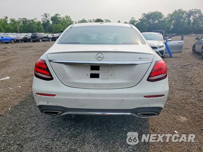Zdjęcie 6 z 13 samochodu: 2017 MERCEDES-BENZ E 300 4MATIC VIN:WDDZF4KB2HA031743 - miniatura