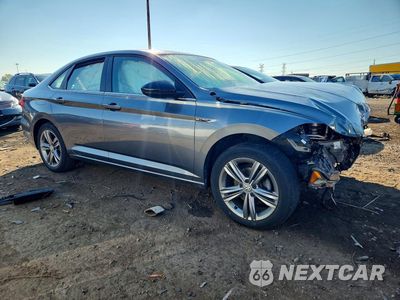 Czwarte zdjęcie samochodu z boku: 2019 VOLKSWAGEN JETTA S VIN:3VWC57BU2KM246827 - miniatura