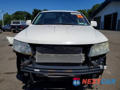 Piąte zdjęcie samochodu w środku: 2018 DODGE JOURNEY SXT VIN:3C4PDDBG2JT173060 - miniatura