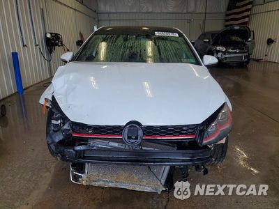 Piąte zdjęcie samochodu w środku: 2019 VOLKSWAGEN GTI S VIN:3VW5T7AU9KM031851 - miniatura