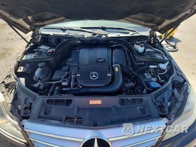 Zdjęcie 11 z 12 samochodu: 2013 MERCEDES-BENZ C 250 VIN:WDDGF4HB5DF971532 - miniatura