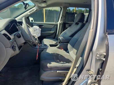 Zdjęcie 7 z 13 samochodu: 2015 CHEVROLET TRAVERSE LS VIN:1GNKRFED0FJ251785 - miniatura
