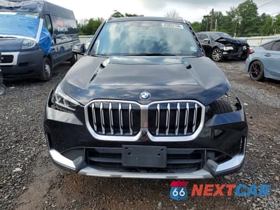 Piąte zdjęcie samochodu w środku: 2025 BMW X1 XDRIVE28I VIN:WBX73EF04S5079501 - miniatura