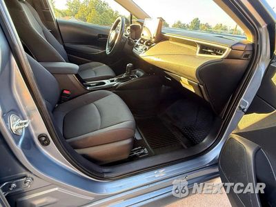Piąte zdjęcie samochodu w środku: 2022 TOYOTA COROLLA LE VIN:JTDEAMDE3NJ050019 - miniatura
