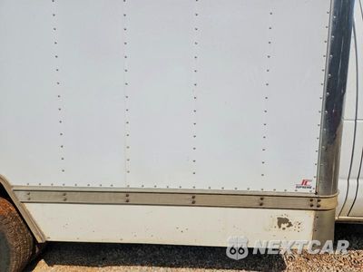 Zdjęcie 11 z 13 samochodu: 2008 FORD E450 BOX TRUCK VIN:1FDXE45S58DB57895 - miniatura