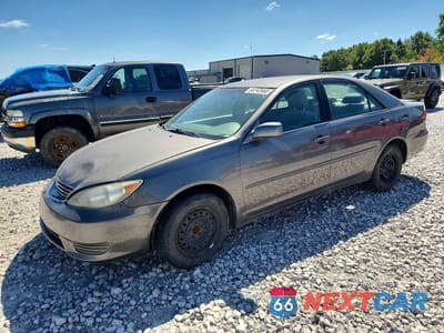 2006 TOYOTA CAMRY LE 4T1BE32K46U730078 - główne zdjęcie licytacji z USA - miniatura