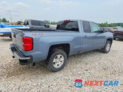 Trzecie zdjęcie samochodu z tyłu: 2016 CHEVROLET SILVERADO K1500 LT VIN:1GCVKREC7GZ320395 - miniatura