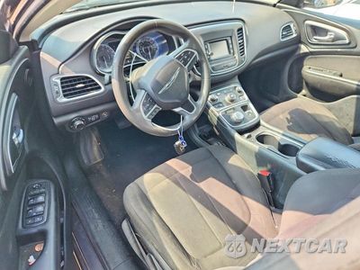 Zdjęcie 8 z 12 samochodu: 2015 CHRYSLER 200 LIMITED VIN:1C3CCCAB8FN539150 - miniatura