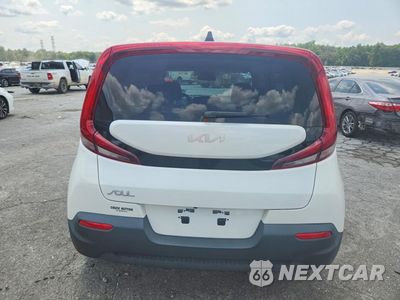 Zdjęcie 6 z 13 samochodu: 2022 KIA SOUL LX VIN:KNDJ23AU9N7174603 - miniatura