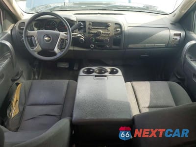 Zdjęcie 8 z 12 samochodu: 2012 CHEVROLET SILVERADO K1500 LT VIN:1GCRKSE70CZ198890 - miniatura
