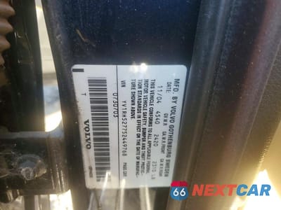 Zdjęcie 12 z 12 samochodu: 2005 VOLVO S60 R VIN:YV1RH527752449768 - miniatura