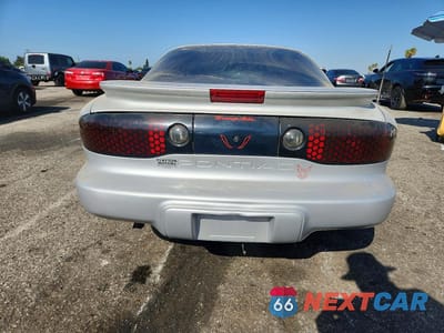 Zdjęcie 6 z 12 samochodu: 1999 PONTIAC FIREBIRD VIN:2G2FS22KXX2224078 - miniatura