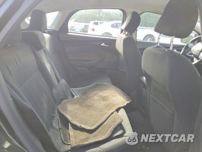 Zdjęcie 10 z 12 samochodu: 2015 FORD FOCUS SE VIN:1FADP3K28FL289252 - miniatura