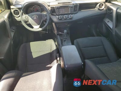 Zdjęcie 8 z 14 samochodu: 2016 TOYOTA RAV4 LE VIN:JTMZFREV5GJ098476 - miniatura