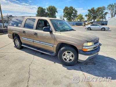Czwarte zdjęcie samochodu z boku: 2004 CHEVROLET SUBURBAN C1500 VIN:1GNEC16T14J124354 - miniatura
