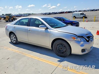 Czwarte zdjęcie samochodu z boku: 2011 TOYOTA CAMRY LE VIN:4T4BF3EK8BR176987 - miniatura