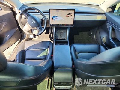 Zdjęcie 8 z 12 samochodu: 2019 TESLA MODEL 3 VIN:5YJ3E1EA7KF327120 - miniatura