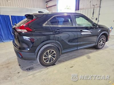 Trzecie zdjęcie samochodu z tyłu: 2022 MITSUBISHI ECLIPSE CROSS ES VIN:JA4ATUAA8NZ040320 - miniatura